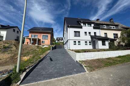 Haus zum Kaufen in Warstein-Hirschberg 359.000,00 € 132.7 m²