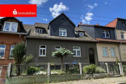 Einfamilienhaus mit viel Ausbaupotenzial und großem Garten - Dornburg-Camburg