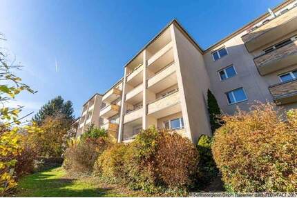 Ruhige, bezugsfreie 2-Zimmerwohnung mit Balkon und PKW-Stellplatz - Berlin Neukölln