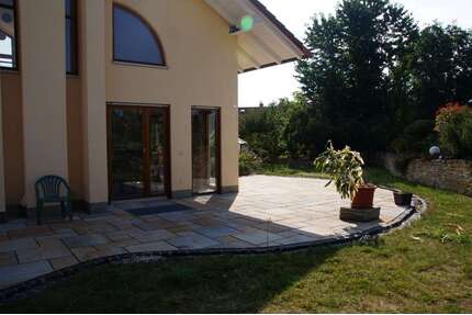 Haus zum Mieten in Walzbachtal 1.700,00 € 224 m²