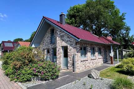 Haus zum Kaufen in Neustadt in Holstein 740.000,00 € 105 m²