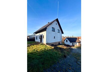 Haus Sanierungsobjekt mit Weitblick und großem Grundstück - Schefflenz