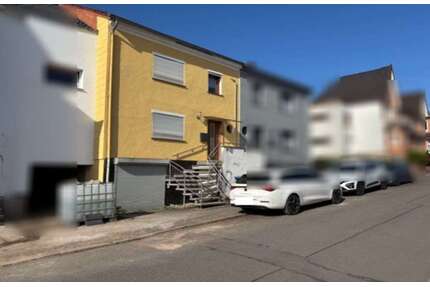 Haus zum Kaufen in Wadgassen 120.000,00 € 130 m²
