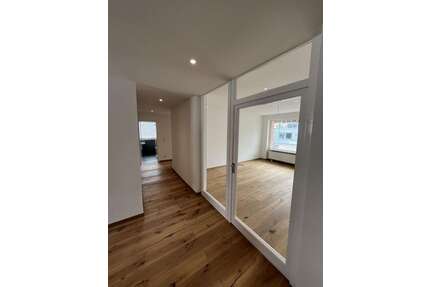 Wohnung zum Mieten in Nürnberg 1.300,00 € 93 m²