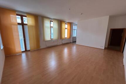 Geräumige 1-Zimmer-Wohnung mit Einbauküche und großem Balkon! - Magdeburg Nordwest