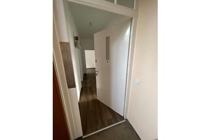 Saarlandstraße 143: gemütliche 2 Zimmer Wohnung - Ludwigshafen am Rhein Parkinsel