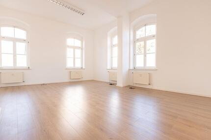 Moderne, Helle, Zentrale 4-Zimmer EG Wohnung in Torgau