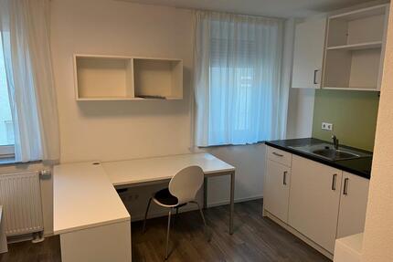 [Nur untervermieten] Einwohn Zimmer in Heilbronn Stadt Mitte