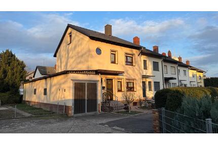 Reihenendhaus mit viel Potenzial in ruhiger Lage - Viernheim