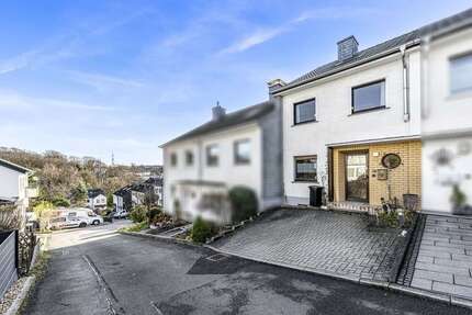 Haus zum Kaufen in Wuppertal-Ronsdorf 349.000,00 € 110 m²