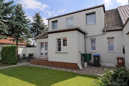 (EF0830_M) Erfurt: Stotternheim, Bezug in 2021 saniertes und möbliertes Einfamilienhaus mit Grundstück und Carport, WLAN