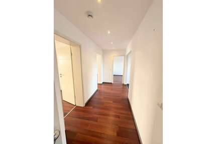 Wohnung zum Kaufen in Hannover 195.000,00 € 76.57 m²