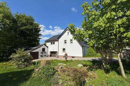 Haus zum Kaufen in Grumbach 84.000,00 € 128 m²