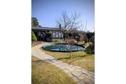 Wochenendhaus in Seenähe –Kamin, Pool, großer Garten (winterfest) - Burg