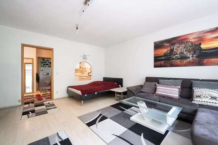 Wohnung zum Kaufen in München 299.000,00 € 40.83 m²
