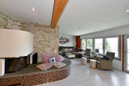 Haus zum Kaufen in Herrischried 575.000,00 € 269 m²