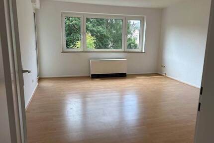 schöne, gutgeschnittene 3 Raum Wohnung in Essen Süd