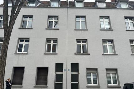 ANFRAGENSTOP!!!!!Sanierte 2-Zi. Wohnung Altbau im Herzen von Kalk - Köln