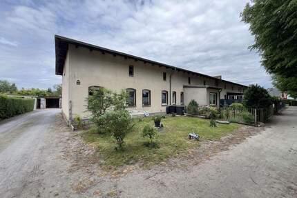 Vollvermietetes Mehrfamilienhaus mit Mietsteigerungspotential bei IST-Faktor 13,33 - Alt Tucheband Rathstock