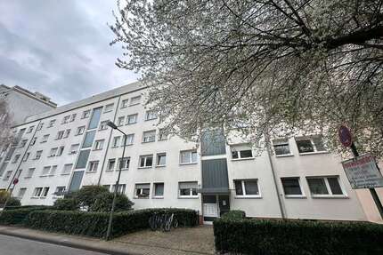 Wohnung zum Kaufen in Frankfurt 235.000,00 € 57.53 m²