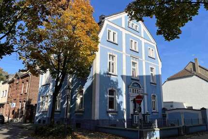 Haus zum Kaufen in Rheinberg 428.000,00 € 377 m²