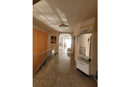 Exklusive hausähnliche 4,5 Zimmer-Wohnung auf zwei Ebenen - Bad Friedrichshall