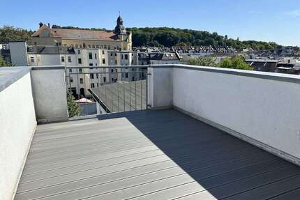 Wohnung zum Mieten in Gera 656,00 € 93.78 m²