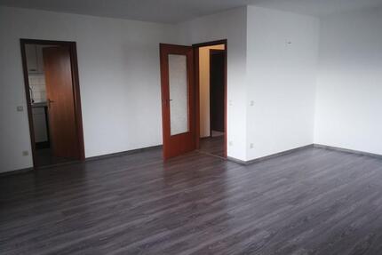 Gemütliche 1-Zimmer-Wohnung mit EBK, Balkon & Tiefgarage - Leimen