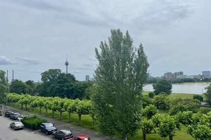 Wohnung zum Kaufen in Düsseldorf 610.000,00 € 80 m²