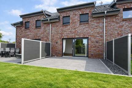 Haus zum Mieten in Stockelsdorf 1.890,00 € 105 m²