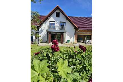 Haus zum Kaufen in Schlotheim 237.000,00 € 202 m²