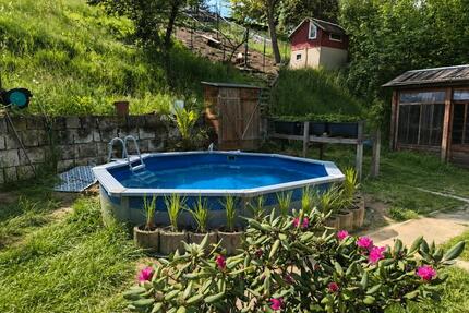 Doppelhaus , Garten, Pool - 230.000,00&nbsp;EUR Kaufpreis, ca.&nbsp; 86,00&nbsp;m&sup2; in Pirna (PLZ: 01796)