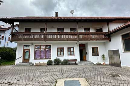 Haus zum Kaufen in Stallwang 495.000,00 € 218 m²