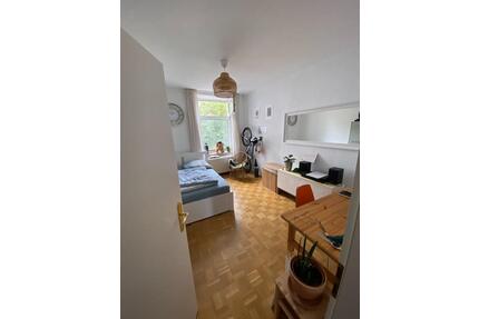 Zeitraum 31.03 bis 14.04 - Zimmer in München