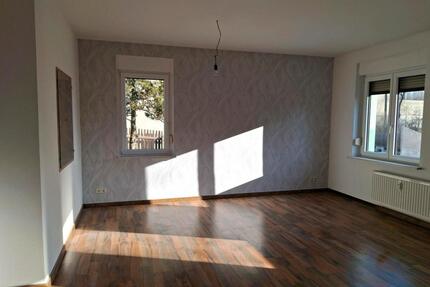 Mietwohnung in Leubnitz - 856,00&nbsp;EUR Kaltmiete, ca.&nbsp; 101,00&nbsp;m&sup2; in Werdau (PLZ: 08412)