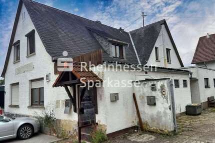 Haus zum Kaufen in Weinsheim 250.000,00 € 212 m²