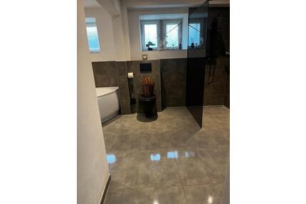 Haus mit Garten zu vermieten - 1.600,00&nbsp;EUR Kaltmiete, ca.&nbsp; 180,00&nbsp;m&sup2; in Pappenheim (PLZ: 91788)