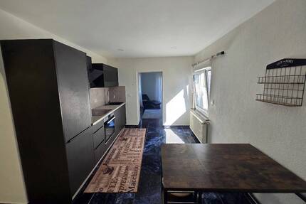 Zweifamilienhaus mit viel Potenzial in guter Lage - Schiffweiler