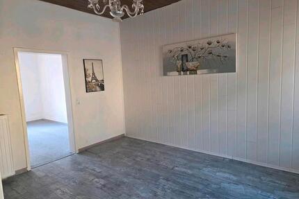 Wohnung für 2 Personen - 360,00&nbsp;EUR Kaltmiete, ca.&nbsp; 66,00&nbsp;m&sup2; in Idar-Oberstein (PLZ: 55743)