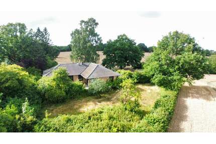 Haus zum Kaufen in Pronstorf 200.000,00 € 141.51 m²