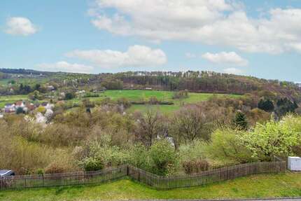 Haus zum Kaufen in Beverungen 130.000,00 € 134 m²