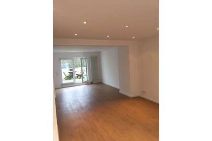 Wohnung zum Mieten in Köln Sürth 1.200,00 € 81 m²