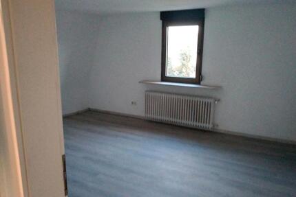 schöne Wohnung zum vermieten gute Lage - Riegelsberg