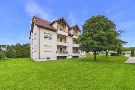 Ankommen, durchatmen und das Leben im Grünen genießen: helle 3-Zimmer Wohnung in Rossach - Großheirath