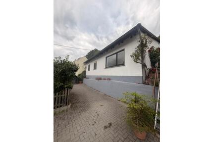 Bungalow in Laurenburg - 219.000,00&nbsp;EUR Kaufpreis, ca.&nbsp; 120,00&nbsp;m&sup2; in Singhofen (PLZ: 56379)
