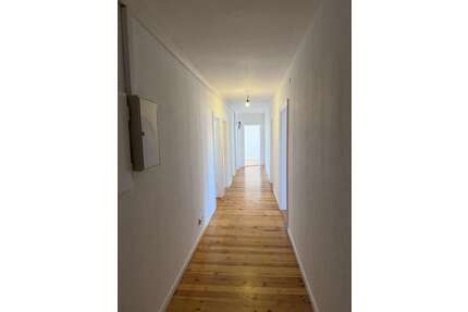 Wohnung zum Mieten in Nürnberg 1.660,00 € 119.7 m²