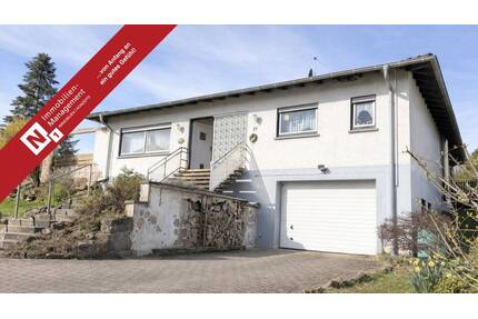 Walmdachbungalow mit XXL-Grundstück - Jettenbach