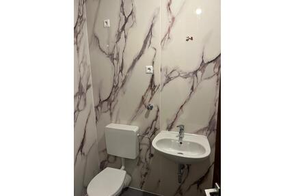 Helle 3-Zimmer-Wohnung mit Balkon, Stellplatz &Keller - Mannheim Neckarstadt-Ost