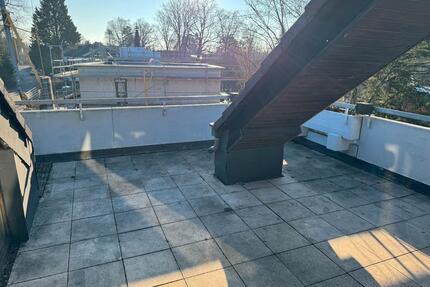 3 Zimmerwohnung mit großer Dachterrasse in Zirndorf-Weiherhof