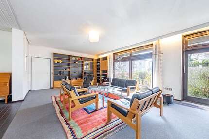 Haus zum Kaufen in Oldenburg 525.000,00 € 209 m²
